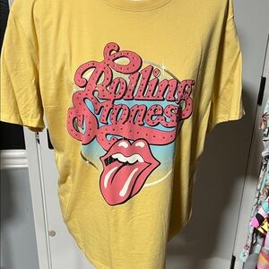 Time and Tru Yellow Graphic Tee